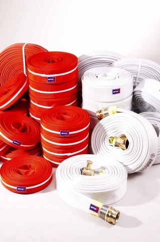 สายดับเพลิงชนิดเส้นใยสังเคราะห์โพลีเอสเตอร์